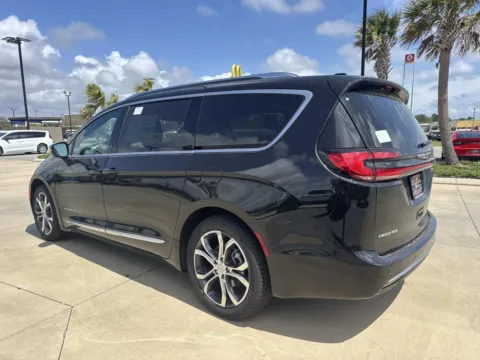 More photos of 2026 Chrysler Pacifica Pinnacle at Champion Chrysler Dodge Jeep Ram, MS