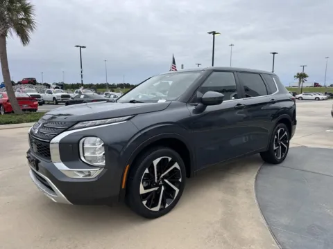 Another view of 2024 Mitsubishi Outlander SE for sale in Gulfport, MS at Champion Chrysler Dodge Jeep Ram