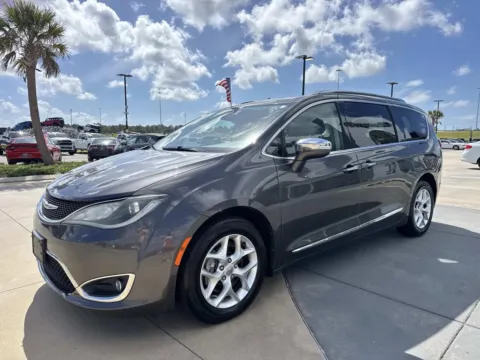 Another view of 2020 Chrysler Pacifica Limited for sale in Gulfport, MS at Champion Chrysler Dodge Jeep Ram