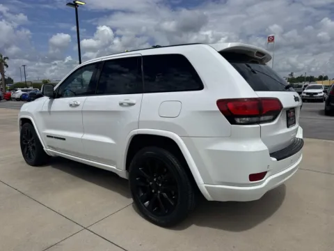 More photos of 2017 Jeep Grand Cherokee Altitude at Champion Chrysler Dodge Jeep Ram, MS