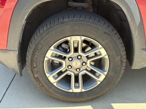 More photos of 2025 GMC Terrain FWD Elevation at Champion Chrysler Dodge Jeep Ram, MS