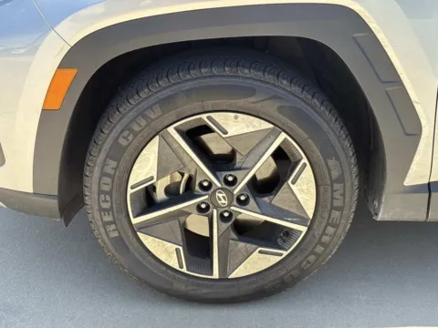 More photos of 2025 Hyundai Tucson SEL at Champion Chrysler Dodge Jeep Ram, MS