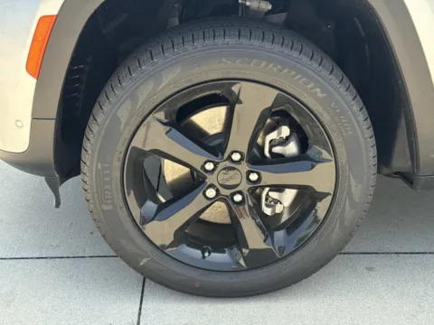 More photos of 2026 Jeep Grand Cherokee L Limited at Champion Chrysler Dodge Jeep Ram, MS