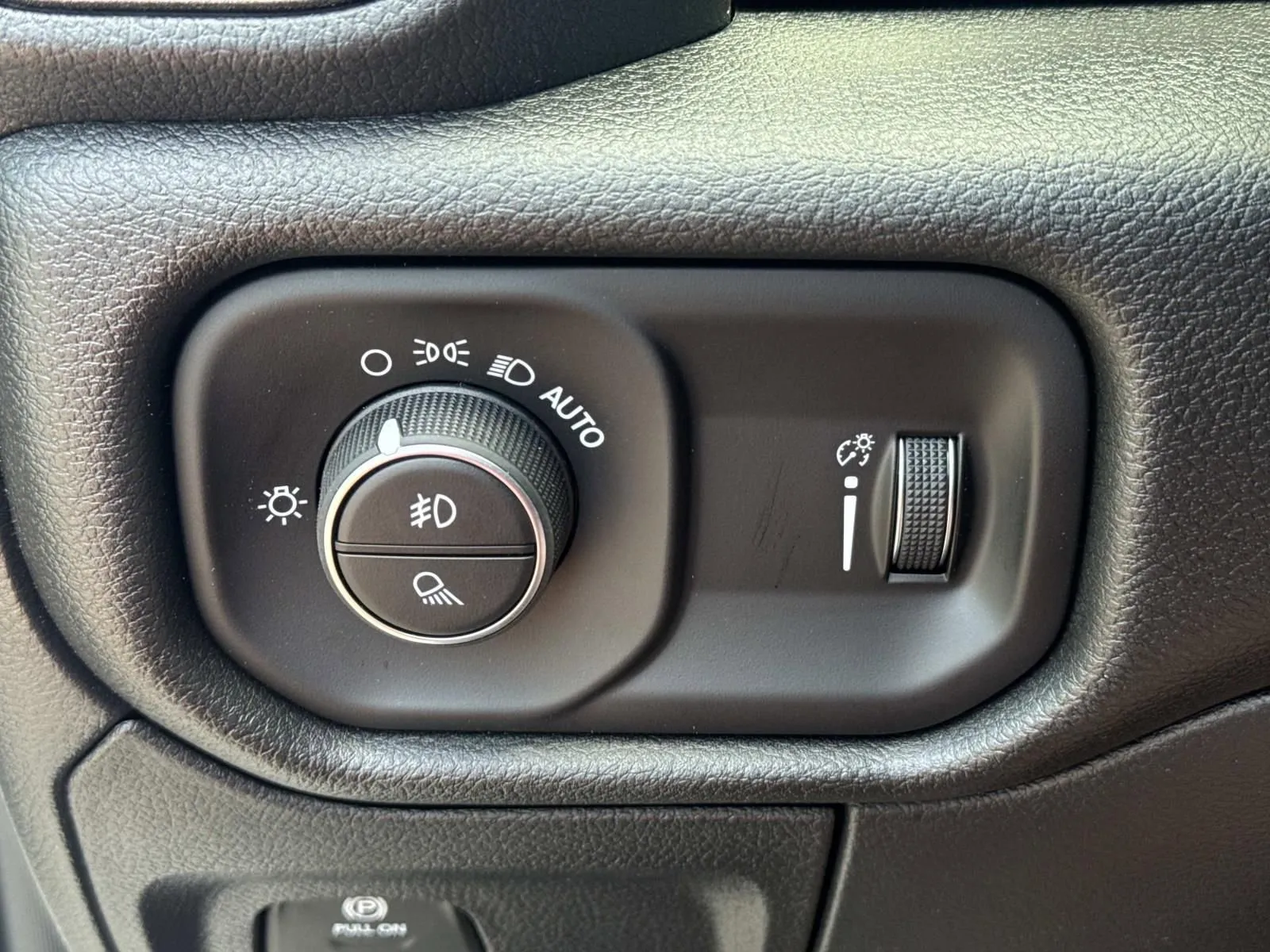 2026 RAM 1500 Express - Photo 20