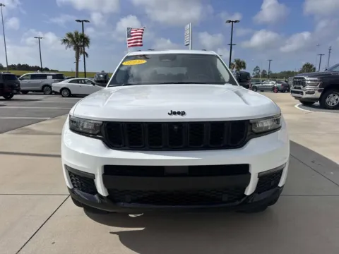 Photos of 2023 Jeep Grand Cherokee L Limited for sale in Gulfport, MS at Champion Chrysler Dodge Jeep Ram
