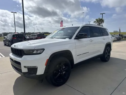 Another view of 2023 Jeep Grand Cherokee L Limited for sale in Gulfport, MS at Champion Chrysler Dodge Jeep Ram