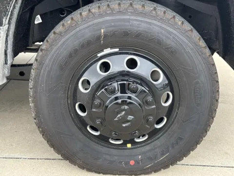 More photos of 2026 Ram 3500 Laramie at Champion Chrysler Dodge Jeep Ram, MS