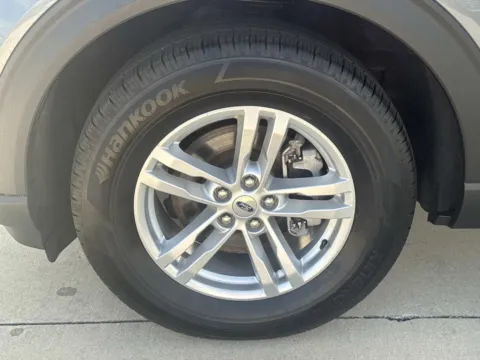 More photos of 2022 Ford Explorer XLT at Champion Chrysler Dodge Jeep Ram, MS