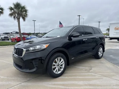 Another view of 2019 Kia Sorento LX for sale in Gulfport, MS at Champion Chrysler Dodge Jeep Ram
