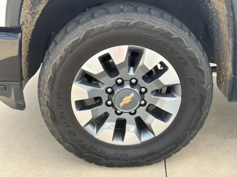 More photos of 2023 Chevrolet Silverado 2500HD Custom at Champion Chrysler Dodge Jeep Ram, MS