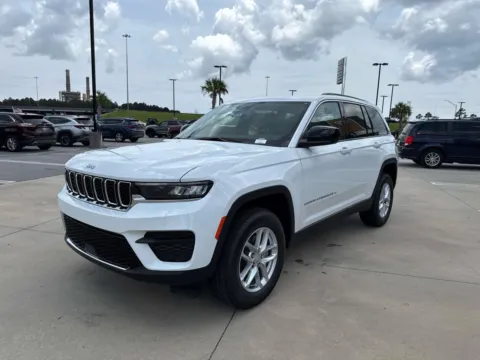 Another view of 2026 Jeep Grand Cherokee Laredo for sale in Gulfport, MS at Champion Chrysler Dodge Jeep Ram