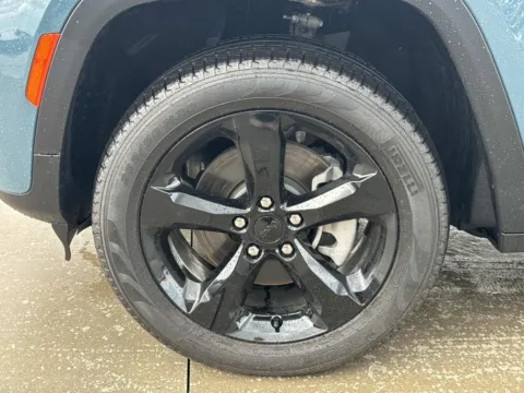 More photos of 2026 Jeep Grand Cherokee L Limited at Champion Chrysler Dodge Jeep Ram, MS