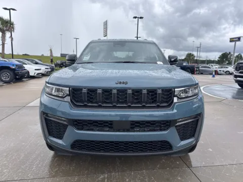 Photos of 2026 Jeep Grand Cherokee L Limited for sale in Gulfport, MS at Champion Chrysler Dodge Jeep Ram