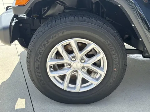 More photos of 2023 Jeep Gladiator Sport S at Champion Chrysler Dodge Jeep Ram, MS
