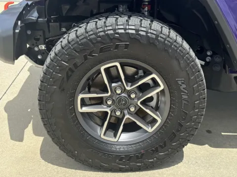 More photos of 2026 Jeep Gladiator Mojave at Champion Chrysler Dodge Jeep Ram, MS