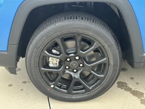 More photos of 2026 Jeep Compass Latitude Altitude at Champion Chrysler Dodge Jeep Ram, MS
