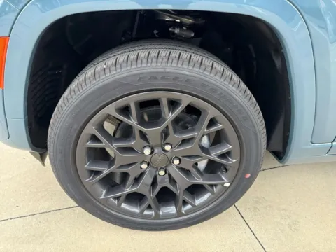 More photos of 2026 Jeep Grand Cherokee L Summit at Champion Chrysler Dodge Jeep Ram, MS