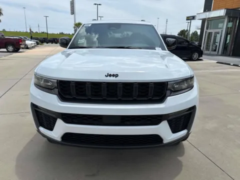 Photos of 2026 Jeep Grand Cherokee L Limited for sale in Gulfport, MS at Champion Chrysler Dodge Jeep Ram