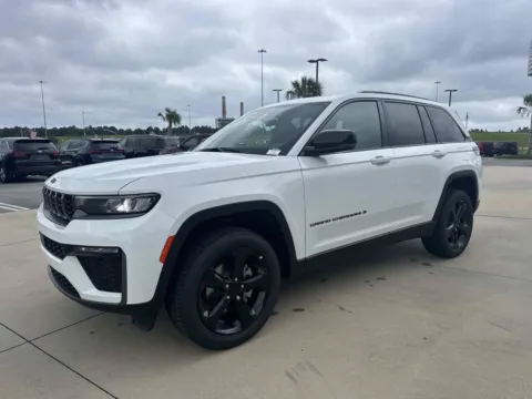 Another view of 2026 Jeep Grand Cherokee Limited for sale in Gulfport, MS at Champion Chrysler Dodge Jeep Ram