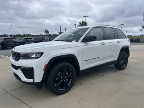 Another view of 2026 Jeep Grand Cherokee Limited for sale in Gulfport, MS at Champion Chrysler Dodge Jeep Ram