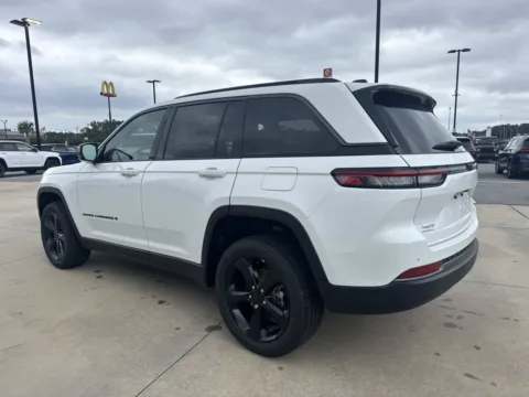 More photos of 2026 Jeep Grand Cherokee Limited at Champion Chrysler Dodge Jeep Ram, MS