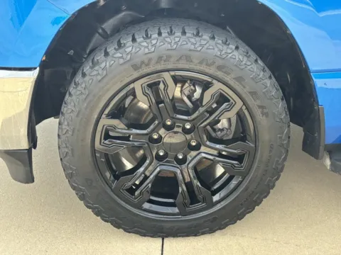 More photos of 2022 Ram 1500 Lone Star at Champion Chrysler Dodge Jeep Ram, MS