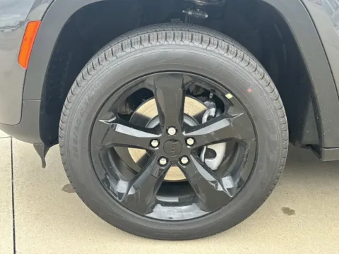 More photos of 2026 Jeep Grand Cherokee Limited at Champion Chrysler Dodge Jeep Ram, MS
