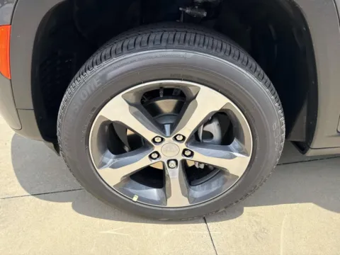 More photos of 2026 Jeep Grand Cherokee Limited at Champion Chrysler Dodge Jeep Ram, MS