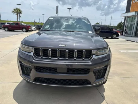 Photos of 2026 Jeep Grand Cherokee Limited for sale in Gulfport, MS at Champion Chrysler Dodge Jeep Ram