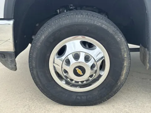 More photos of 2022 Chevrolet Silverado 3500HD LT at Champion Chrysler Dodge Jeep Ram, MS