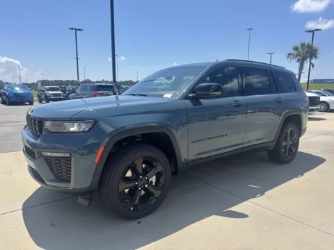 Another view of 2026 Jeep Grand Cherokee L Limited for sale in Gulfport, MS at Champion Chrysler Dodge Jeep Ram
