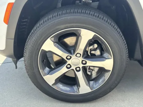 More photos of 2026 Jeep Grand Cherokee L Limited at Champion Chrysler Dodge Jeep Ram, MS