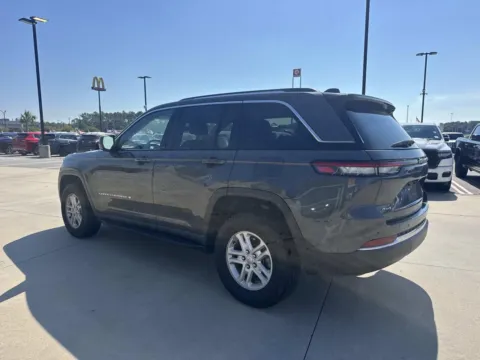 More photos of 2022 Jeep Grand Cherokee Laredo at Champion Chrysler Dodge Jeep Ram, MS