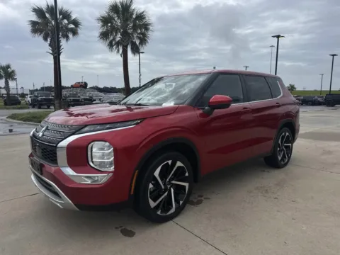Another view of 2024 Mitsubishi Outlander for sale in Gulfport, MS at Champion Chrysler Dodge Jeep Ram