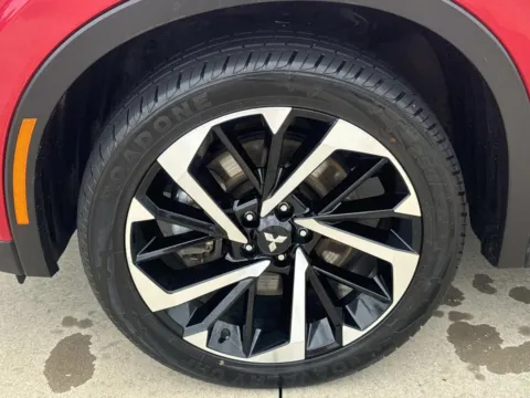 More photos of 2024 Mitsubishi Outlander at Champion Chrysler Dodge Jeep Ram, MS
