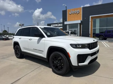 White 2026 Jeep Grand Cherokee Laredo Altitude for sale in Gulfport, MS