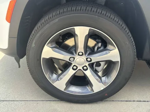 More photos of 2026 Jeep Grand Cherokee Limited at Champion Chrysler Dodge Jeep Ram, MS