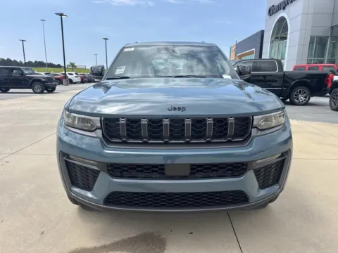 Photos of 2026 Jeep Grand Cherokee Limited for sale in Gulfport, MS at Champion Chrysler Dodge Jeep Ram