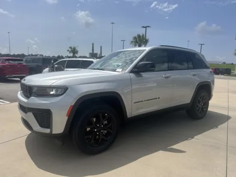 Another view of 2026 Jeep Grand Cherokee Laredo Altitude for sale in Gulfport, MS at Champion Chrysler Dodge Jeep Ram