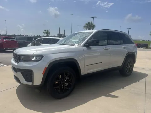 Another view of 2026 Jeep Grand Cherokee Laredo Altitude for sale in Gulfport, MS at Champion Chrysler Dodge Jeep Ram