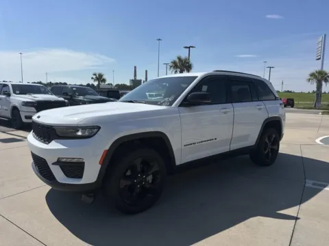 Another view of 2025 Jeep Grand Cherokee Limited for sale in Gulfport, MS at Champion Chrysler Dodge Jeep Ram