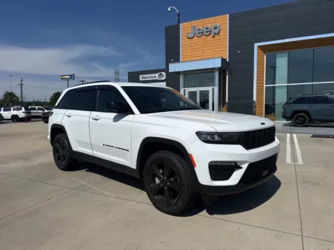 White 2025 Jeep Grand Cherokee Limited for sale in Gulfport, MS