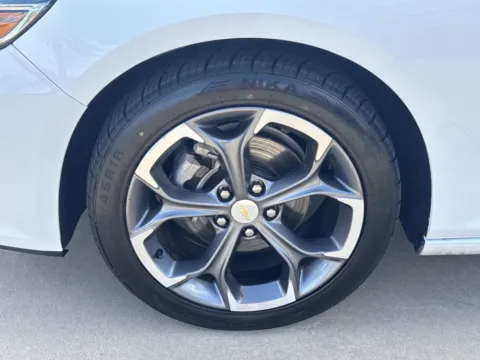 More photos of 2024 Chevrolet Malibu LT at Champion Chrysler Dodge Jeep Ram, MS