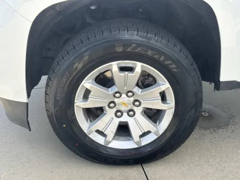 More photos of 2022 Chevrolet Colorado 4WD LT at Champion Chrysler Dodge Jeep Ram, MS