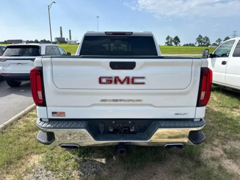 More photos of 2019 GMC Sierra 1500 SLT at Champion Chrysler Dodge Jeep Ram, MS
