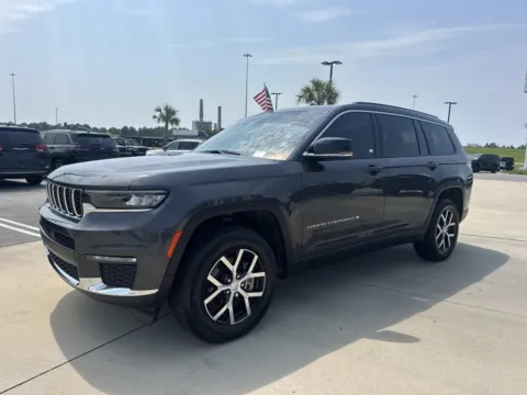 Another view of 2025 Jeep Grand Cherokee L Limited for sale in Gulfport, MS at Champion Chrysler Dodge Jeep Ram
