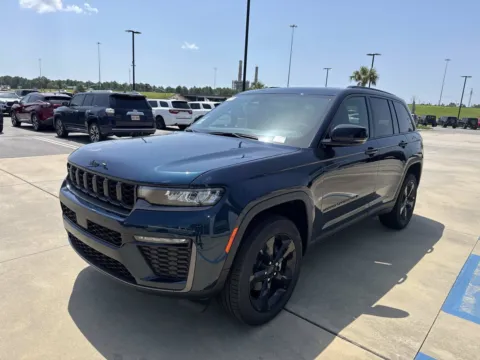 Another view of 2026 Jeep Grand Cherokee Limited for sale in Gulfport, MS at Champion Chrysler Dodge Jeep Ram