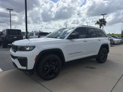 Another view of 2026 Jeep Grand Cherokee Limited for sale in Gulfport, MS at Champion Chrysler Dodge Jeep Ram