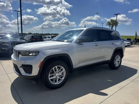 Another view of 2026 Jeep Grand Cherokee Laredo for sale in Gulfport, MS at Champion Chrysler Dodge Jeep Ram