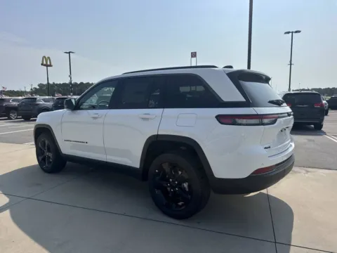 More photos of 2026 Jeep Grand Cherokee Limited at Champion Chrysler Dodge Jeep Ram, MS